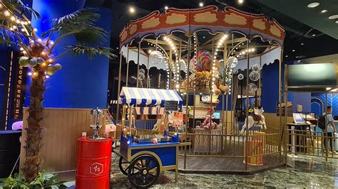 ROADERS PLUS HOTEL THEME (Zhongzheng District) - Hotel Reviews, Photos ...