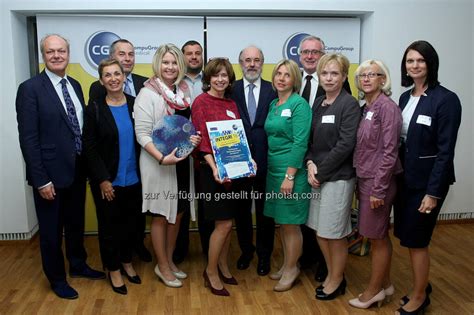 Neue Bilder: Josef Probst, Susanne Herbek, Erwin Jobst, Sabine Lechner ...