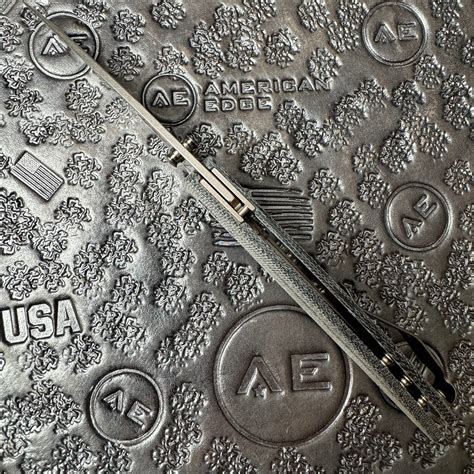 Three Rivers Manufacturing TRM Neutron 2 Liner Lock Denim Micarta ...