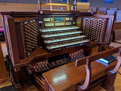 Christ Church of Oak Brook Organ Specification