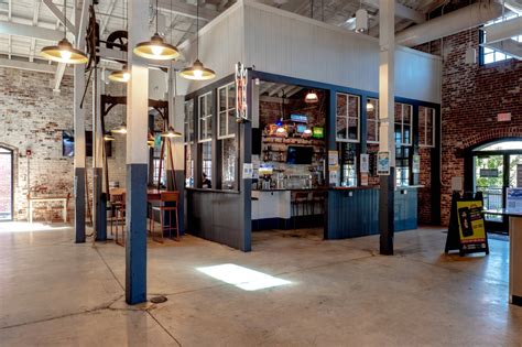 BANKS FOOD HALL – Arcturis | Square Feet Studio