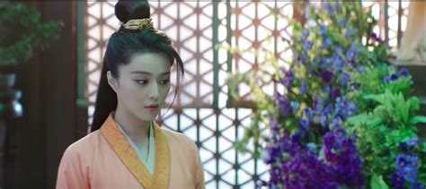 Cinema e Missili: Lady of the Dynasty / 王朝的女人·杨贵妃 ( Shi Qing / 十庆 , 2015 )