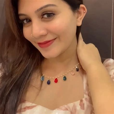 Glossy Drop + Carly Pearl Neckpiece – Adore By Priyanka