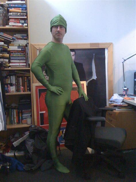 Oliver officially recognized r/pics new democracy. : r/pics