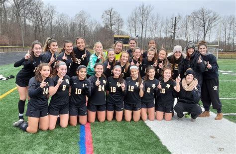 Girls Soccer Teams 的图像结果