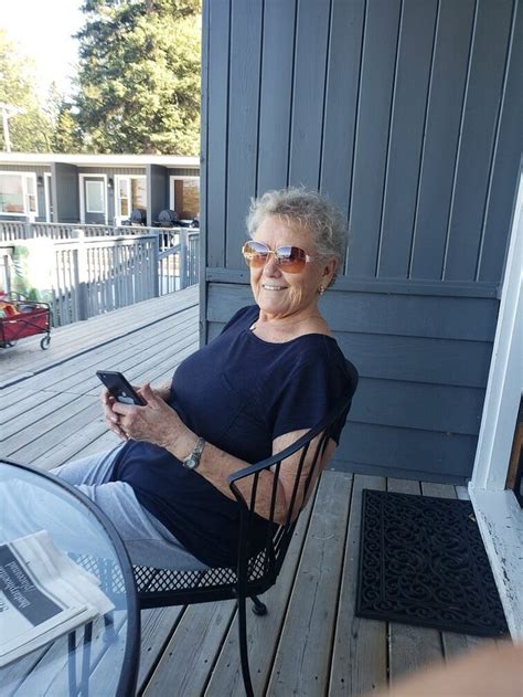THE WHARF (Waskesiu Lake) - Motel Reviews & Photos - Tripadvisor