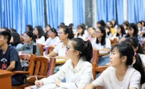 2023女生大专学什么专业好,什么专业前景好-粤秀教育