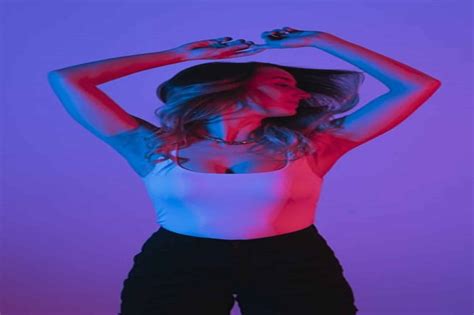 Try Our How Attractive Am I Quiz? | Solution Tales