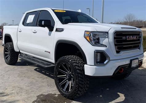 GMC Sierra 1500 AT4 Off Road Truck
