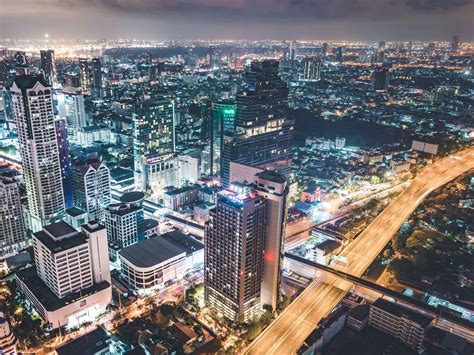 Download wallpaper 1400x1050 night city, buildings, aerial view, lights ...