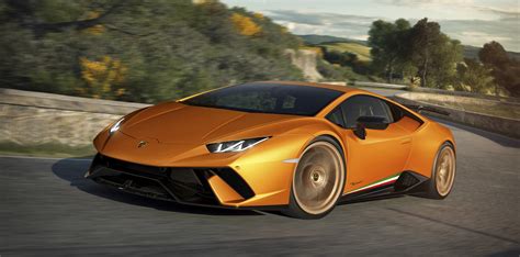 2020 Lamborghini Huracan Evo Shows Off Redesigned Rear Fascia ...