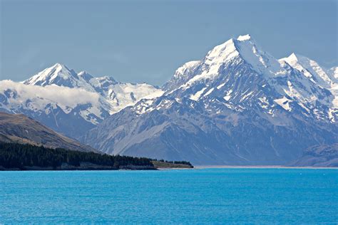 Lake Pukaki and Mt Cook, New Zealand [OC] [1600 x 1067] : r/EarthPorn