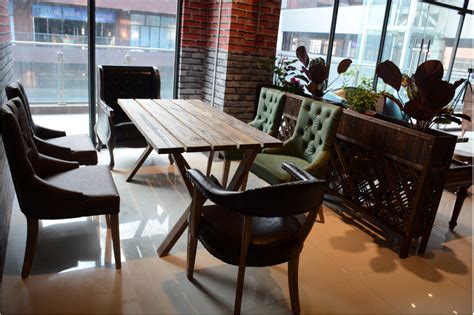 餐厅吧台吧椅定做，实木长条吧台，靠墙吧台款式