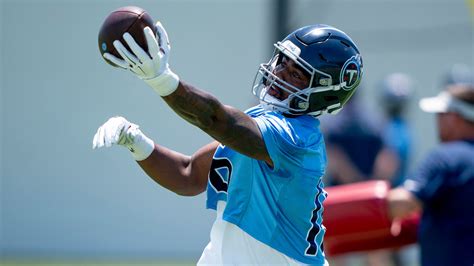 Titans depth chart projections, biggest training camp position battles