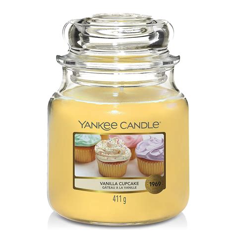 Buy Yankee Candle Classic Medium Jar Vanilla Cupcake Scented Candles ...