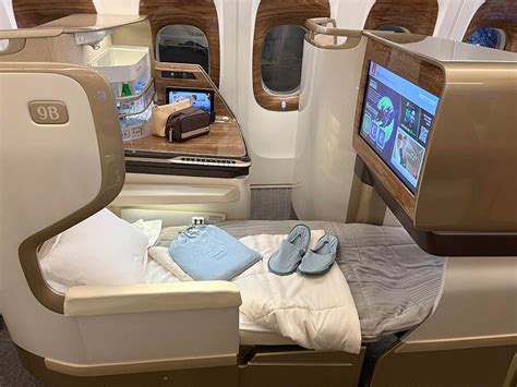 Emirates 777 Business Class 的图像结果