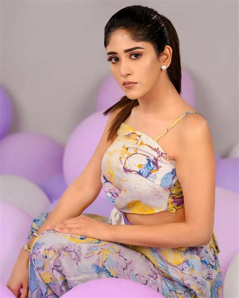 Chandini Chowdary : చాందిని చౌదరి పడుచు అందాలు.. | Tollywood Actress ...