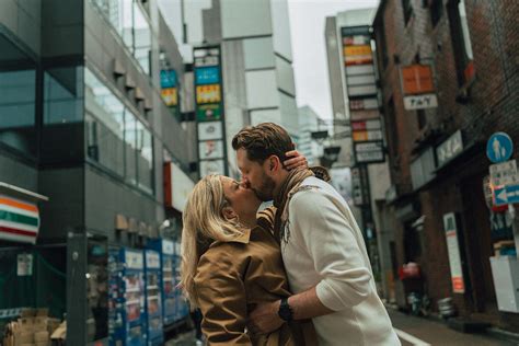 Downtown Tokyo Couple's Session - jonathanhicksjr.com