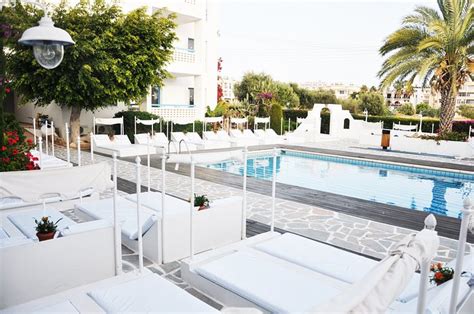 TASMARIA HOTEL APTS (Paphos) - Hotel Reviews, Photos, Rate Comparison ...