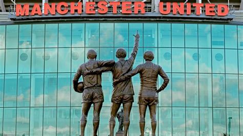 Manchester Utd fans, here’s your chance to spend the night at the Old ...