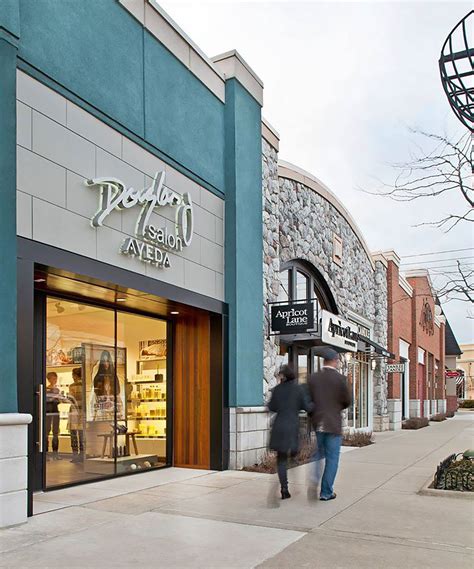 Douglas J Salon - Leslie McGwire & Associates