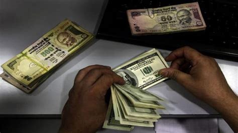 Rupee up 11 paise against dollar in early trade - India Today