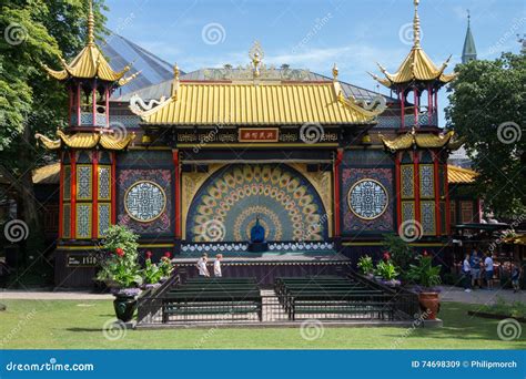 Театр в садах Tivoli, Копенгаген пантомимы, Дания Редакционное Стоковое ...