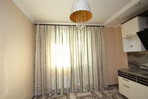 Гардина под натяжной потолок на кухне - 54 фото