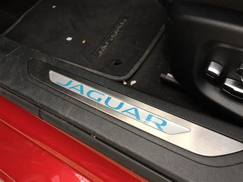 2018 Jaguar XF: 94 Interior Photos | U.S. News