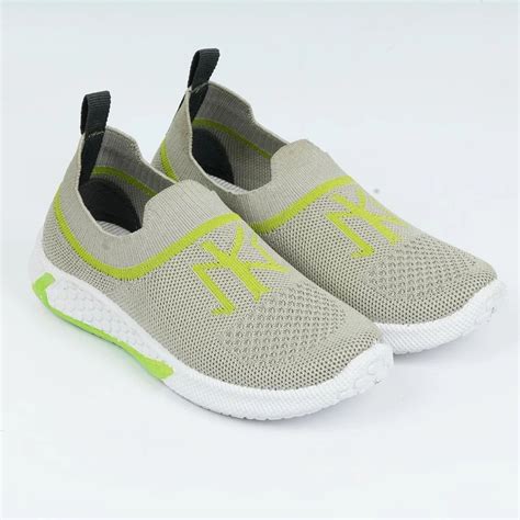 Sports Shoes 的图像结果