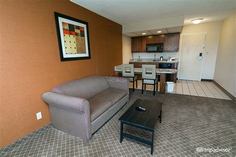 NORWOOD INN & SUITES COLUMBUS - Hotel Reviews, Photos, Rate Comparison ...