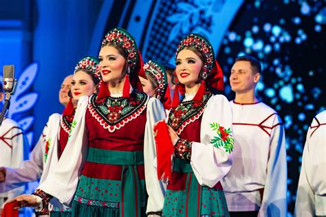 Старейший национальный коллектив России Государственный академический ...