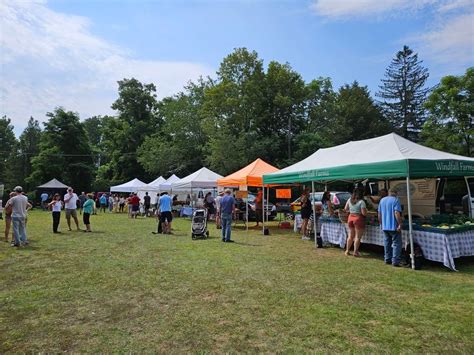 Phoenicia Farmers Market, Parish Field, Phoenicia, Boulogne-billancourt ...