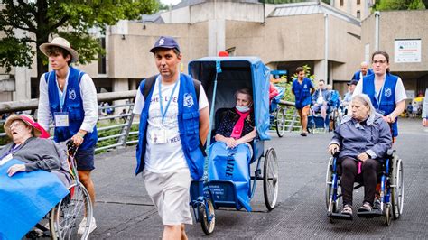 (Testimonies) How does hospitality manifest itself in the Christian ...