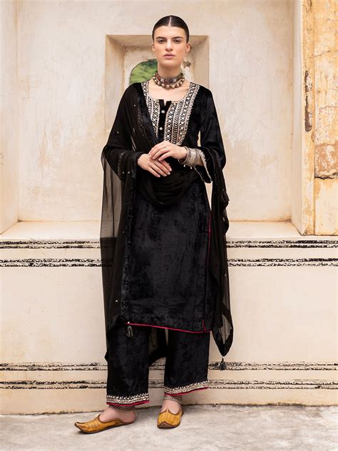 Black Green Hand Embroidered Velvet Suit - Set of 3