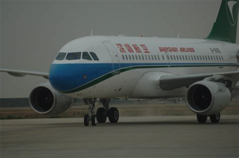 深圳航空公司首次接收空中客车A319飞机_新浪军事_新浪网