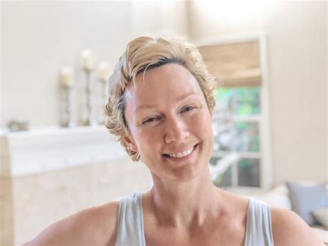 Hair Growth After Chemo – Timeline With Pictures | Hair growth after ...