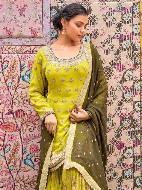 Lime Yellow Gharara Paired With Green Dupatta – Tirumala Designers