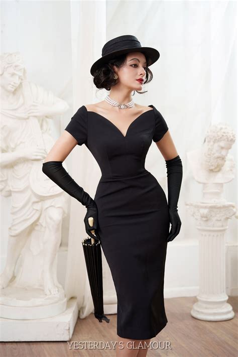 Grace Romantic Sweetheart Neckline Dress - Old Hollywood Outfits Made ...