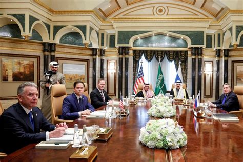 Reuters U.S. President Donald Trump welcomes Ukraine
