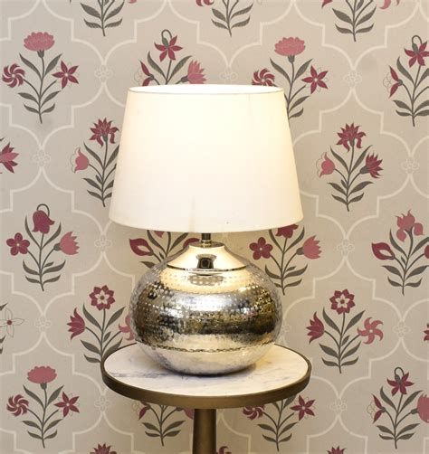 Baarik Texture Table Lamp - Artisttico Decor