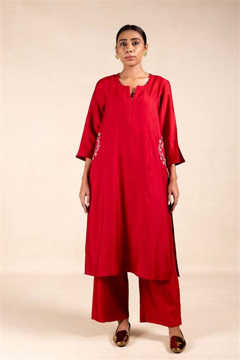 Mohini Silk Embroidery Kurta Set - Red