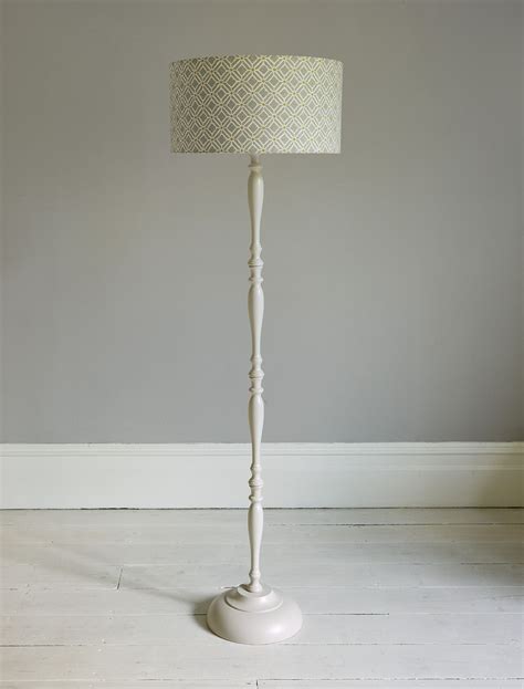 Wooden Spindle Floor Lamp - LynneKraus