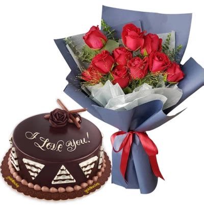 Valentine Love Combo Cake & Flower Bouquet | YummyCake