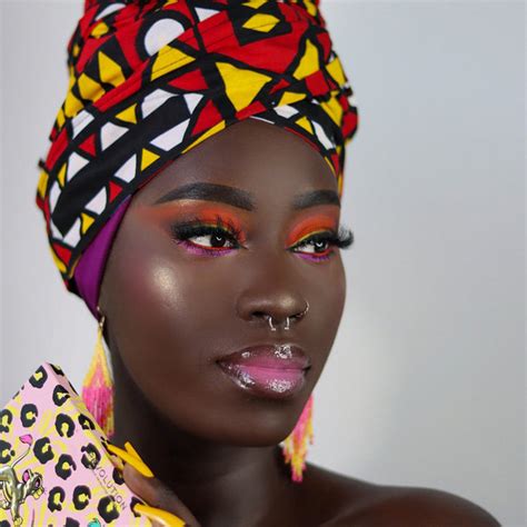 Shop Makeup Revolution x Lion King Hakuna Matata Eyeshadow Palette ...