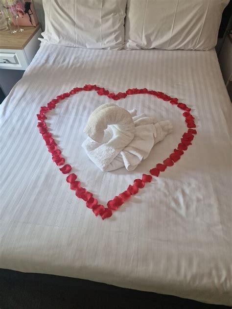 THE LIBERAL HOUSE (Tamworth, England) - Specialty Inn Reviews, Photos ...