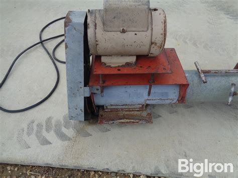 DMC 27' X 8" Grain Floor Unload Auger | Agriculture | BigIron