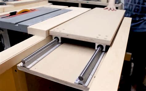 重型加厚450型木工台锯 3KW铜线电机封闭平板锯 锯板机圆盘锯机-阿里巴巴