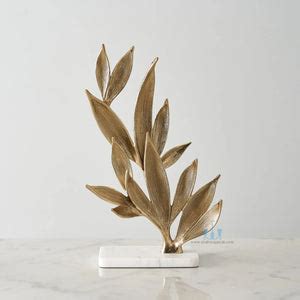 Luxurious Resin Metal And Wooden Figurines And Sculptures
