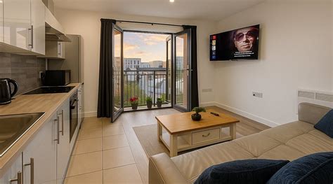 CENTRAL GARDEN APARTMENTS BY SIDEMERSEYLIVINGS (Liverpool) - Apartment ...